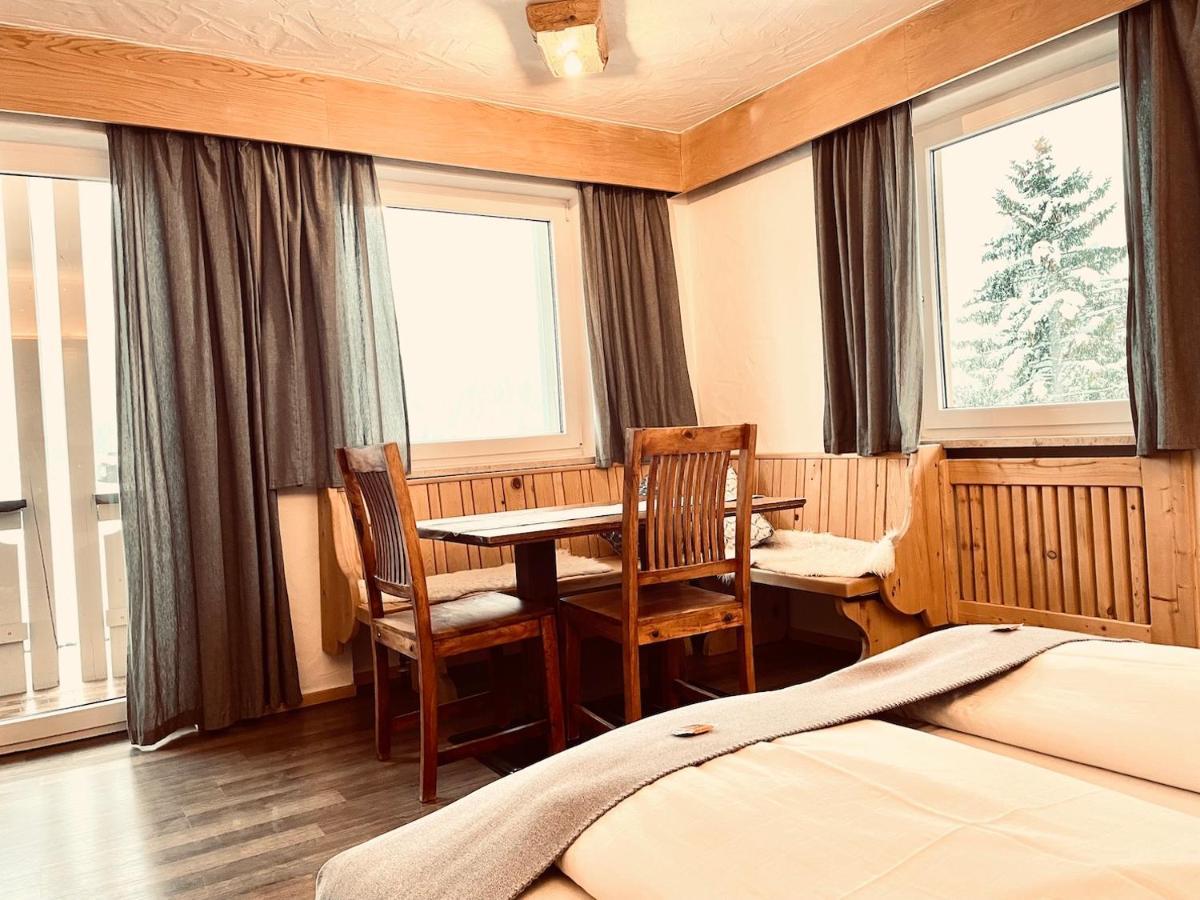 Pension Kreuzeck - Dein Gluecksplatz Am Lech ヴァイセンバッハ・アム・レッヒ エクステリア 写真