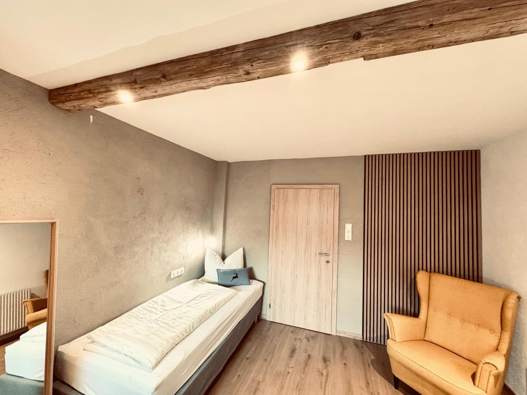 Pension Kreuzeck - Dein Gluecksplatz Am Lech ヴァイセンバッハ・アム・レッヒ エクステリア 写真