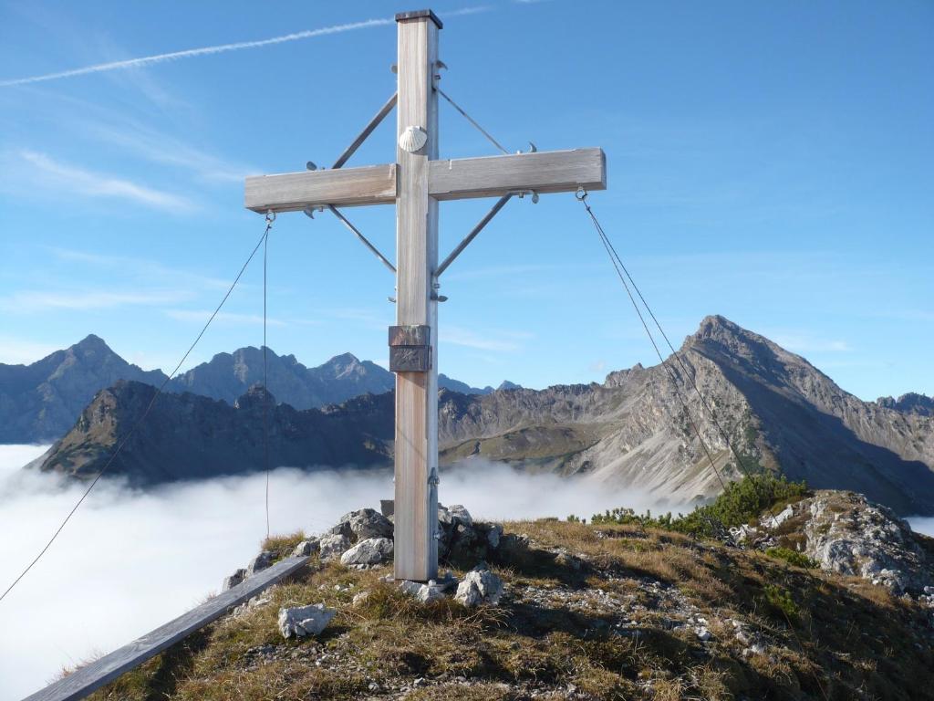 Pension Kreuzeck - Dein Gluecksplatz Am Lech ヴァイセンバッハ・アム・レッヒ エクステリア 写真